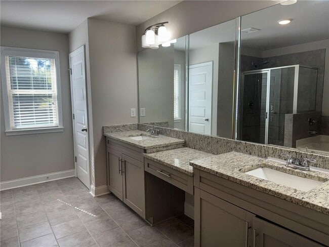 Building Photo - 5750 Rocky Falls Rd