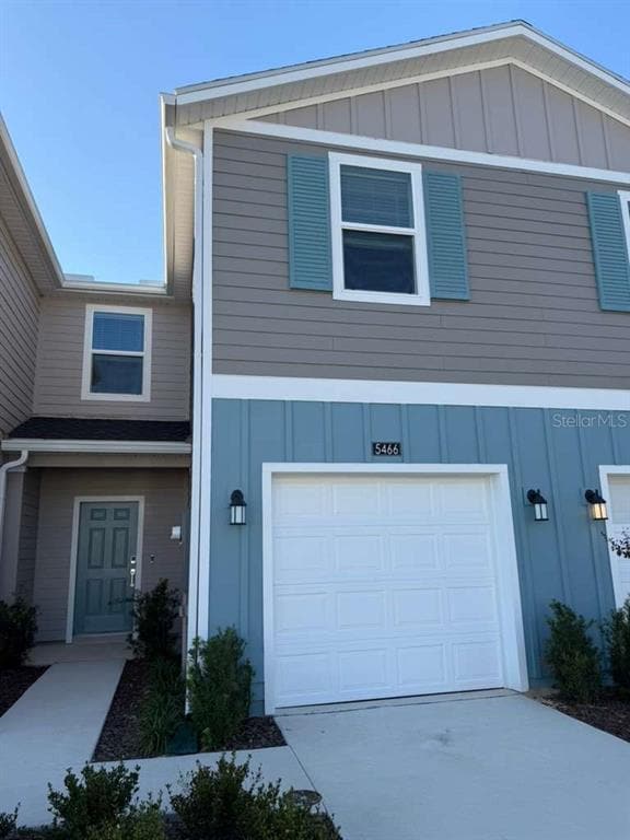 Building Photo - 5466 NW 22nd Dr