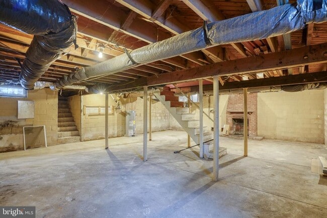 Building Photo - 1031 S Dupont Blvd