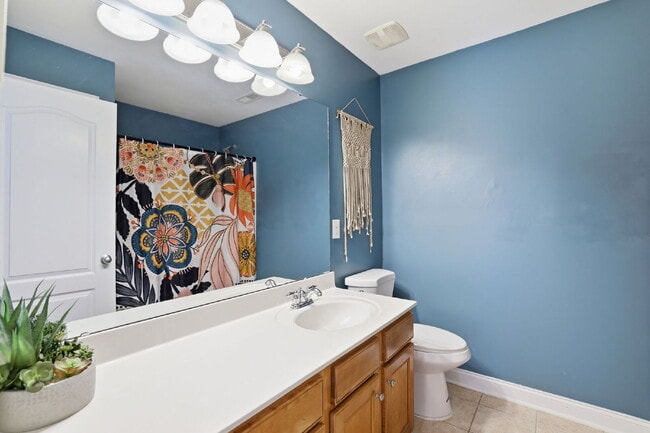 Building Photo - Welcome Home to 8626 Sagekirk Ct