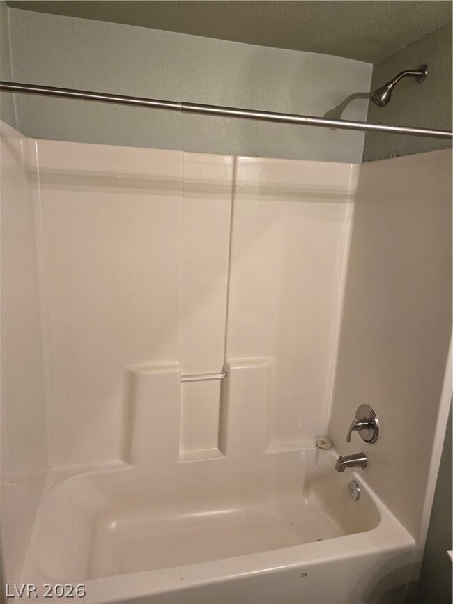 Building Photo - 223 N 9th St