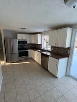 Building Photo - 22 Simpson Cir