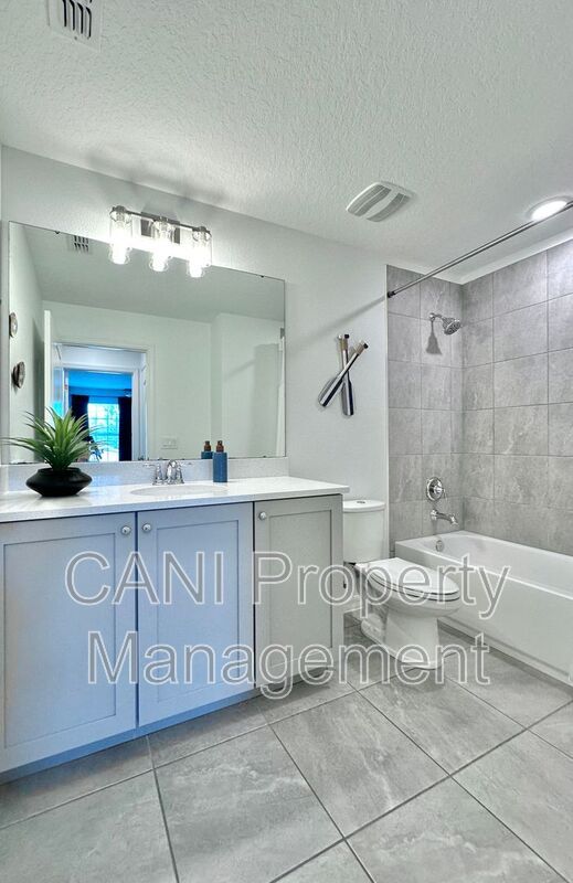 Building Photo - 17691 Passionflower Cir