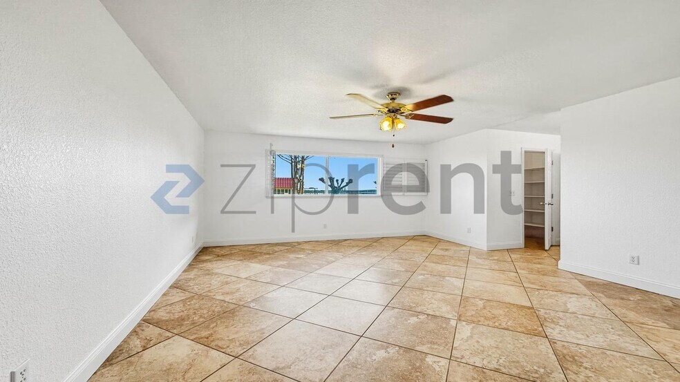 Building Photo - 8730 S East Ave