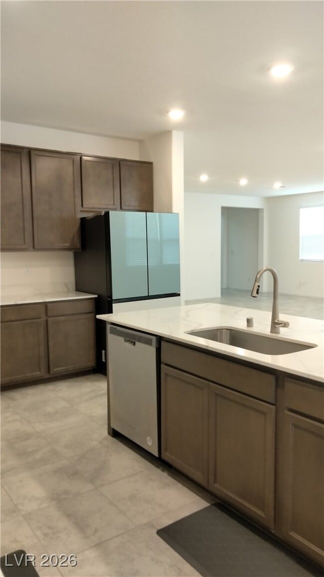 Building Photo - 7513 Lush Oasis Ave.