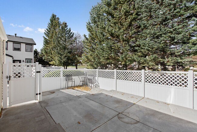 Building Photo - Beautiful 4 bedroom in Observatory Village