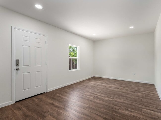 Building Photo - 1824 Arundel Dr