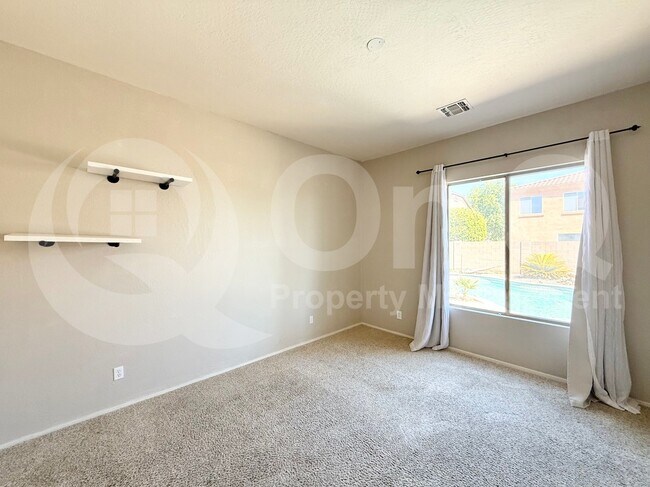 Building Photo - 12908 W Sierra Vista Dr