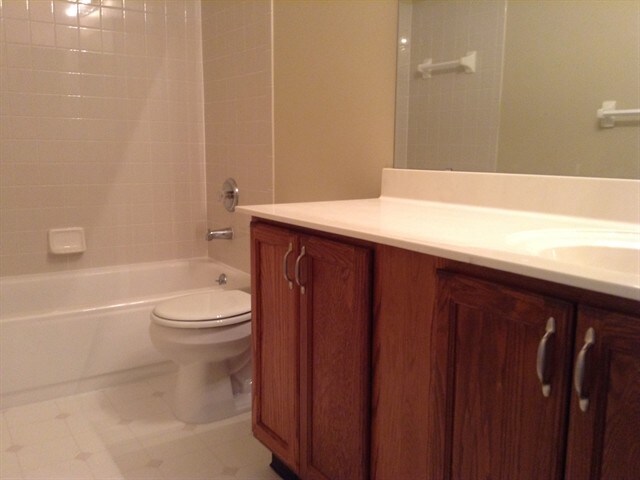 Building Photo - 4558 Randall Dr