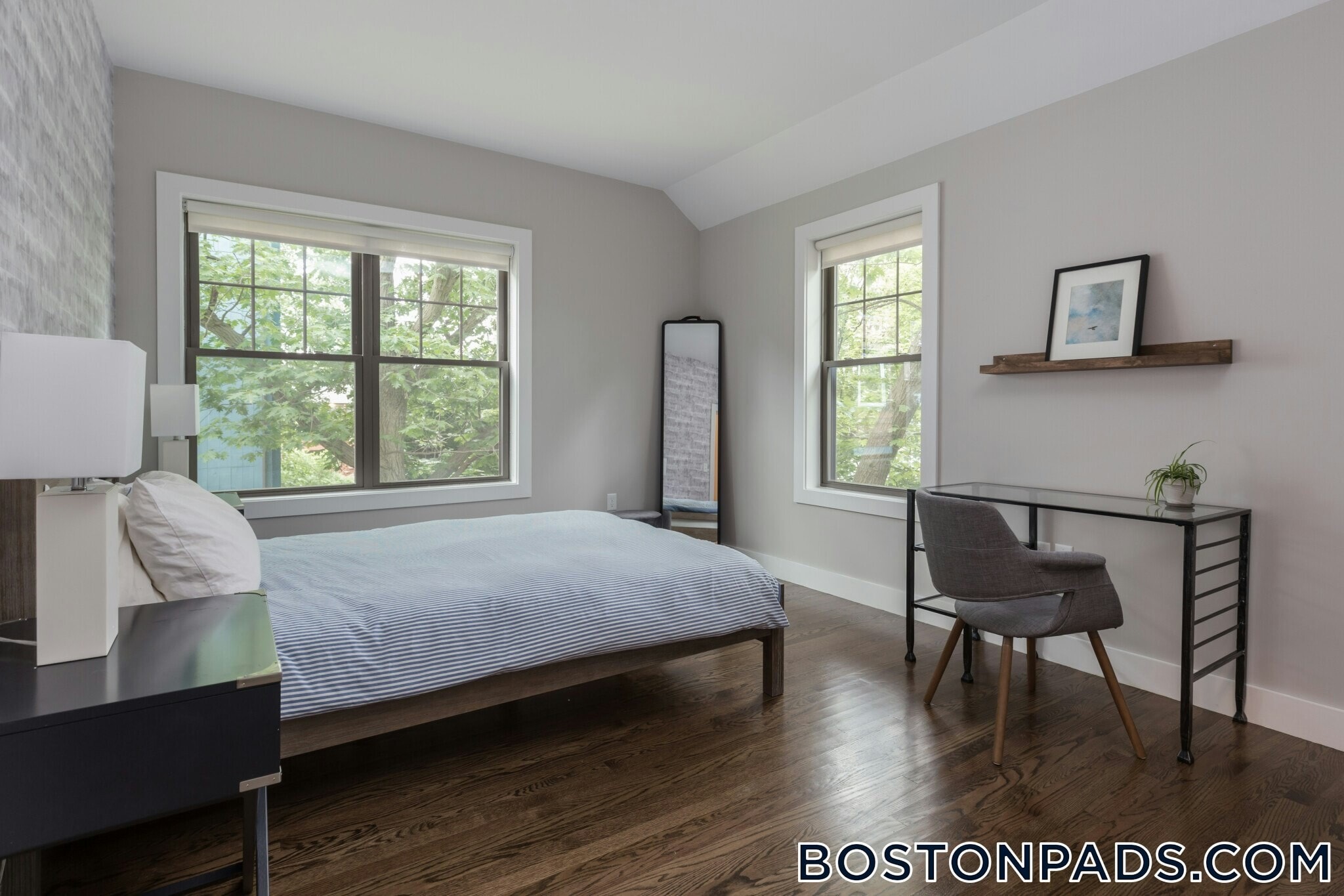 Building Photo - 65 Beech Glen St