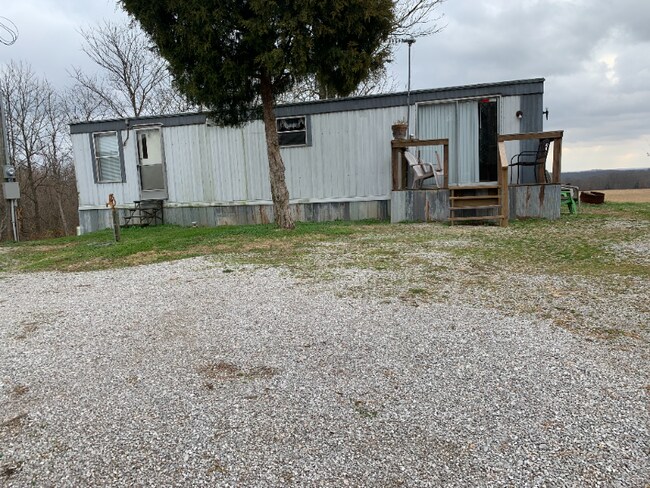 Primary Photo - 5634 S Riddle Rd