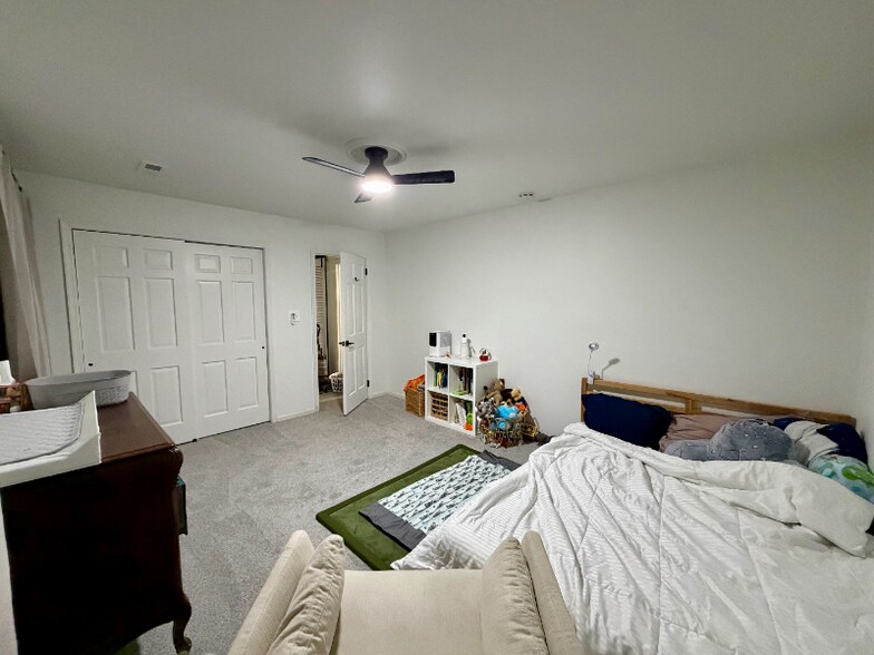 Building Photo - 1240 Patrick Ln