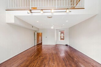 Building Photo - 127 11th St NE