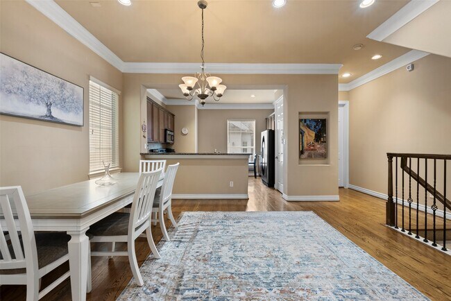 Building Photo - 9125 Harbor Hills Dr