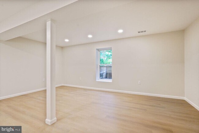 Building Photo - 7029 Clifton Knoll Ct