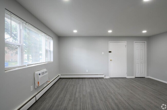 Building Photo - 3314 Old Capitol Trl