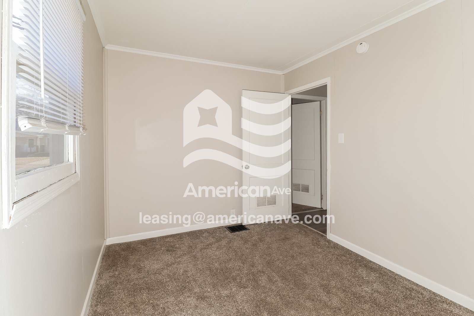 Building Photo - 3905 Ford St