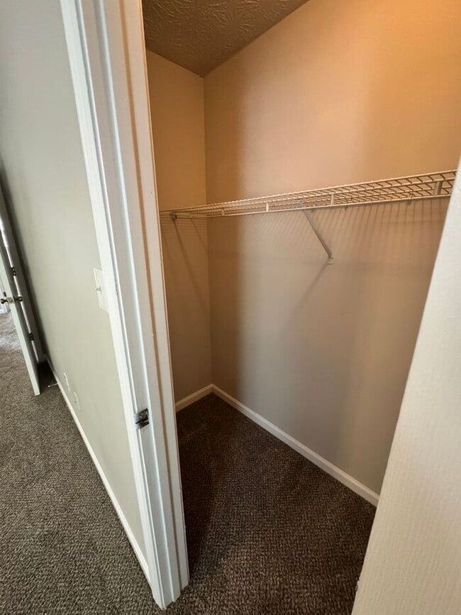 Building Photo - NOW READY!! 2 bedroom 2.5 bathroom in Snellville