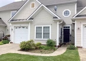 Building Photo - 508 Summerset Ct