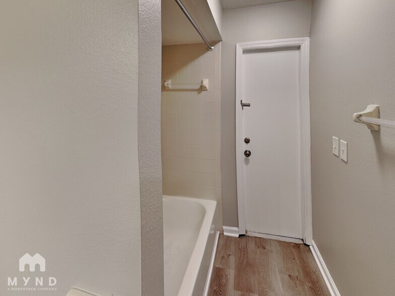 Building Photo - 2581 Sage Dr