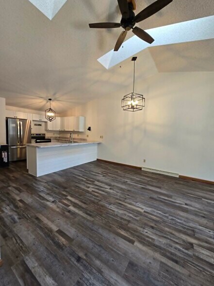 Building Photo - 3411 N Marcos Ln