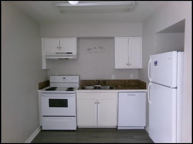 Building Photo - 101 Ellis Dr