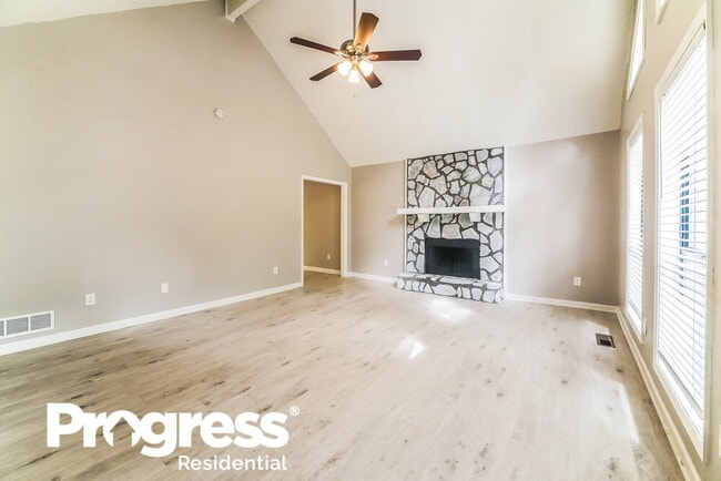 Building Photo - 1737 Hickory Grove Trail NW