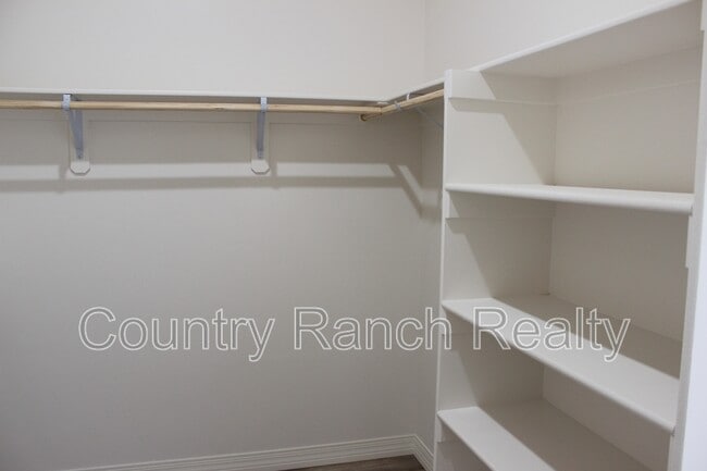 Building Photo - 2905 Kolob Canyon Dr