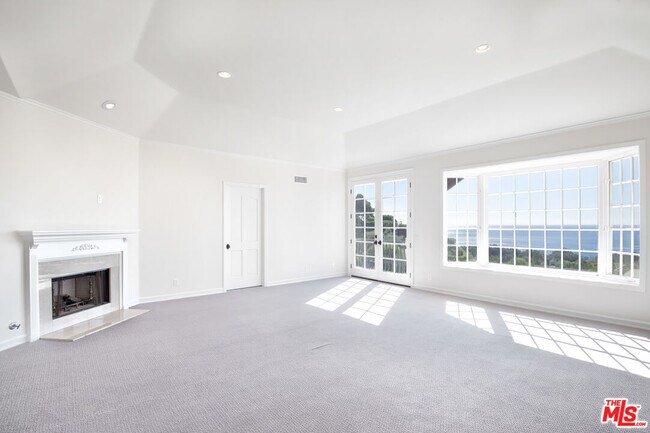 Building Photo - 27437 Winding Way