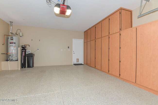 Building Photo - 40309 N Bell Meadow Trail
