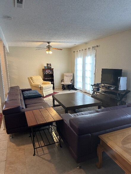 Building Photo - 3621 Brush Creek Dr