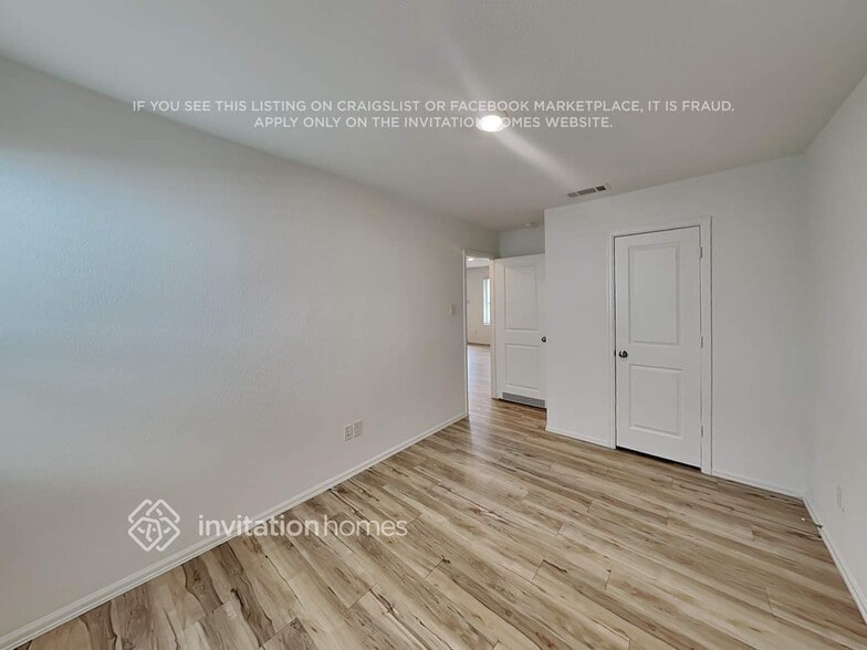 Building Photo - 22260 Stoney Ravine Dr