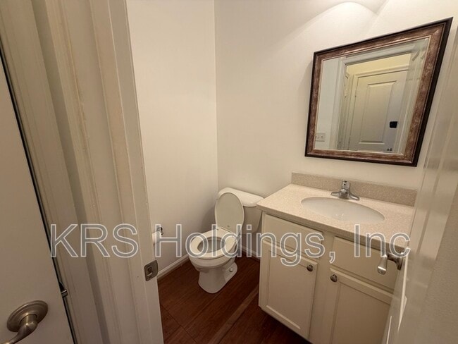 Building Photo - 1517 Rollesby Way