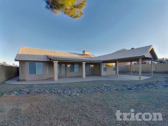 Building Photo - 7455 E McLellan Rd