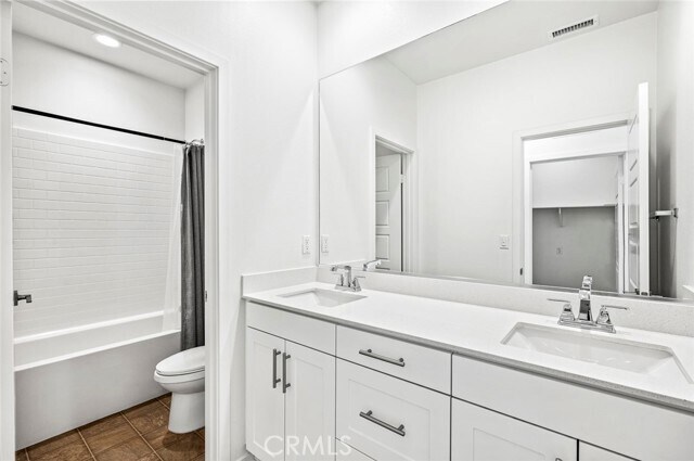 Building Photo - 9560 Hammock Pl