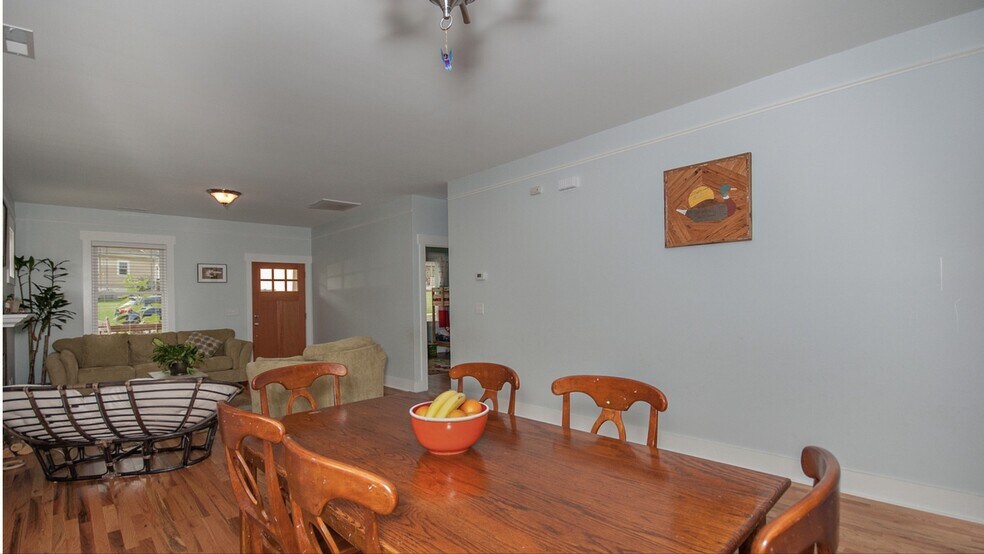 Dining area in the open main-level great room - 144 Estelle Park Dr