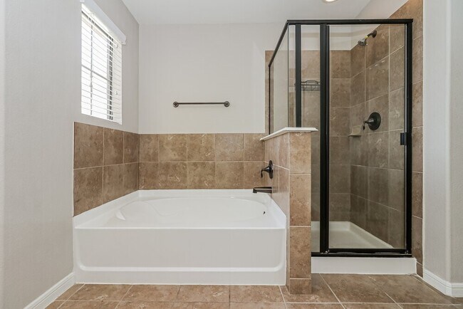 Building Photo - 6622 Honey Harvest Ln