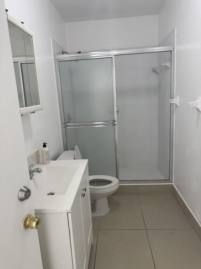 Building Photo - 24000 SW 207th Ave