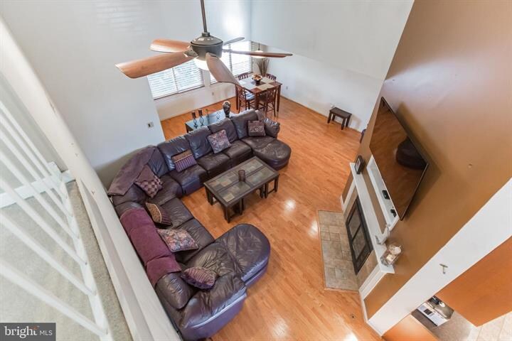 Building Photo - 504 Chanticleer