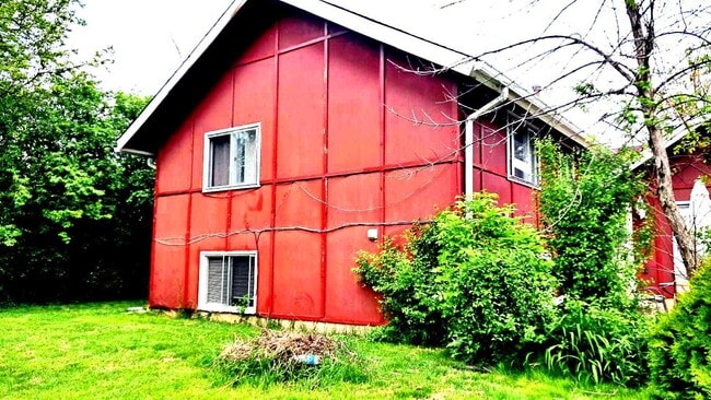 Building Photo - 3407 Fountainbleau Dr