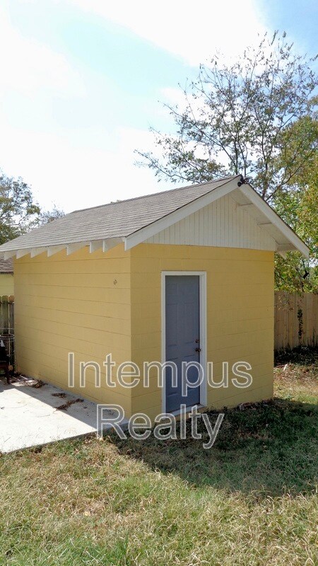 Building Photo - 1512 Meridian St