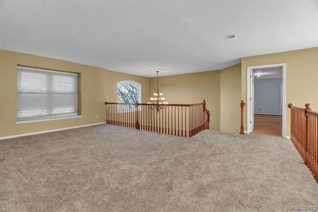 Building Photo - 6573 Poppleton Rd