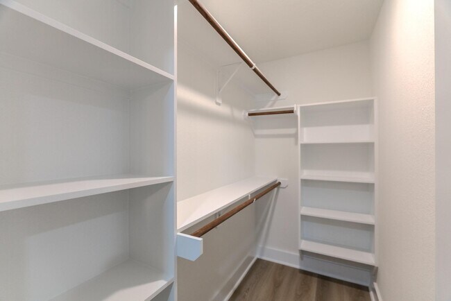 Building Photo - 3618 Tamfield Dr