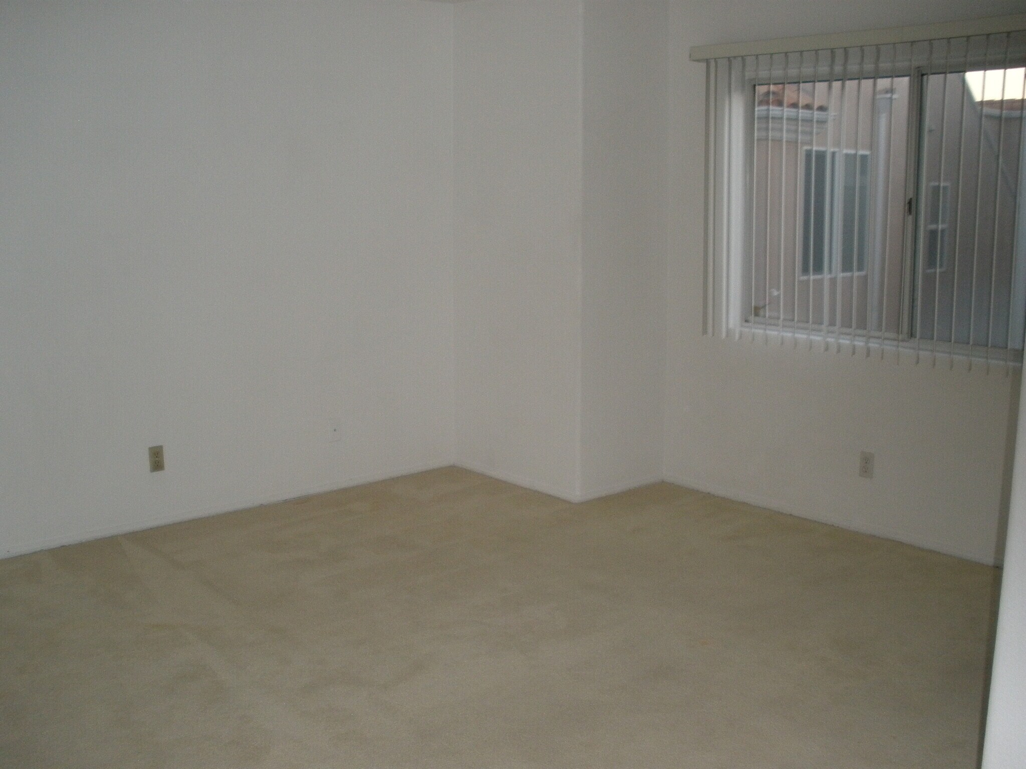 Building Photo - 168 Manhattan Ave
