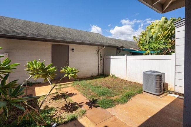 Building Photo - 91-1082 Kaimalie Street - 2/K2