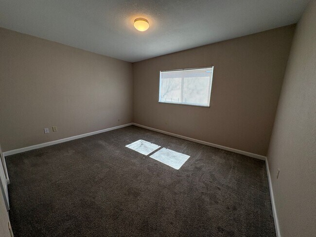 Building Photo - 1 Bed 1 Bath Condo in Colorado Springs