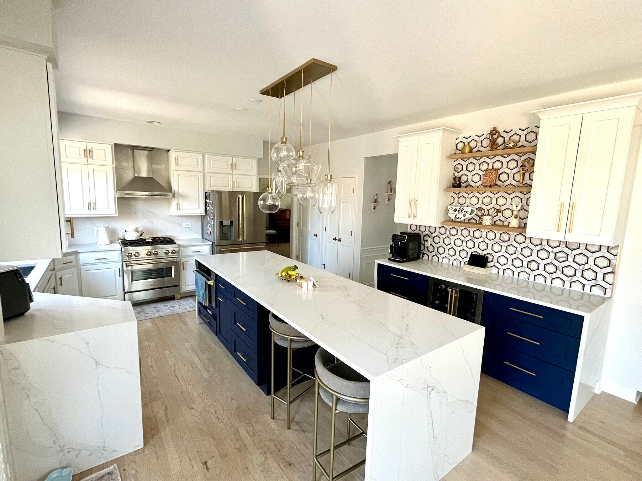 Building Photo - 4311 Camelot Cir