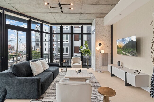 Building Photo - 1247 N 2nd St