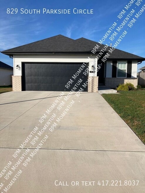 Building Photo - 829 S Parkside Cir