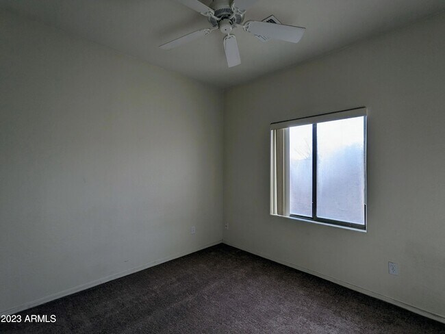 Building Photo - 16071 W Gelding Dr